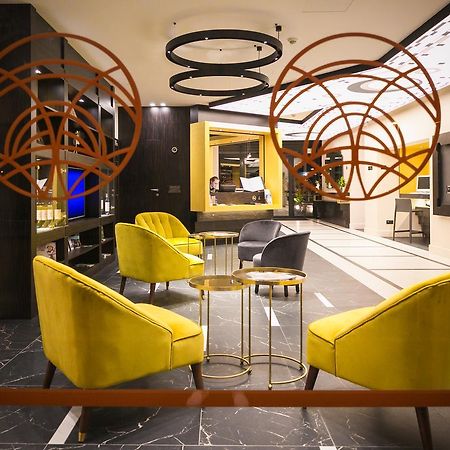 Best Western Hotel Journel سا لُرون دو فار المظهر الخارجي الصورة